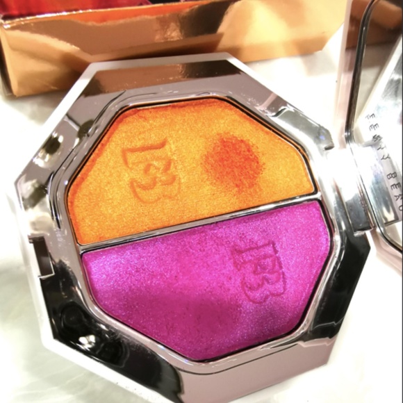 Fenty Beauty by Rihanna Killawatt Foil Freestyle Highlighter - Picture 1 of 7